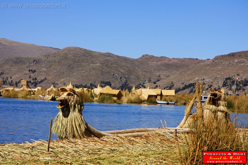 PERU - Lago Titicaca Isole Uros - 10.jpg